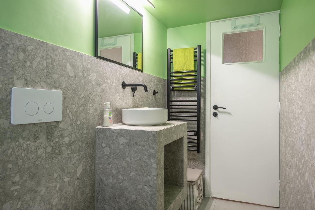 Comfy And Modern Apartment Αθήνα Εξωτερικό φωτογραφία
